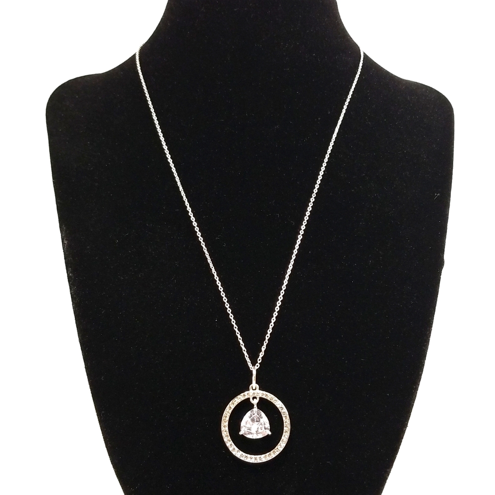 Kohl's Faux Gemstone Womens Necklace New Size 18 Inches